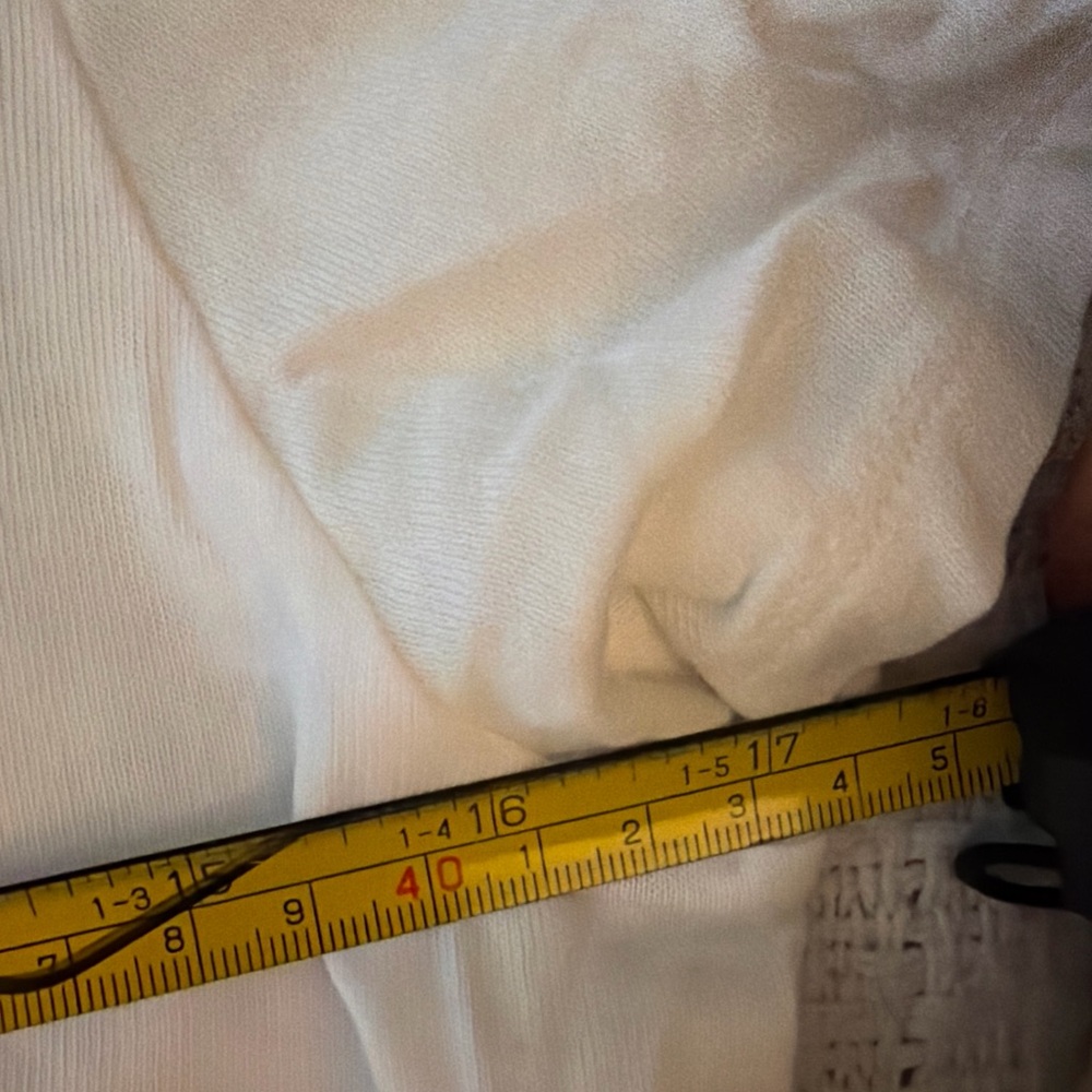 Abercrombie & Fitch White Skimming Tee - Picture 5 of 6